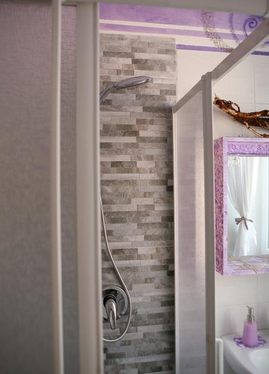 Affittacamere La Risacca La Spezia Habitación foto